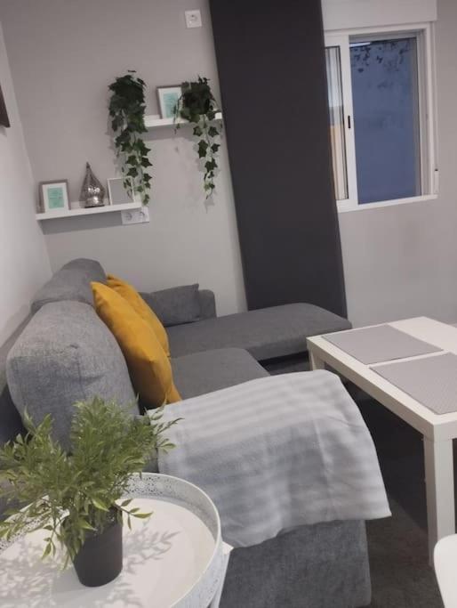 Apartamento Acogedor. Gelves Exterior foto